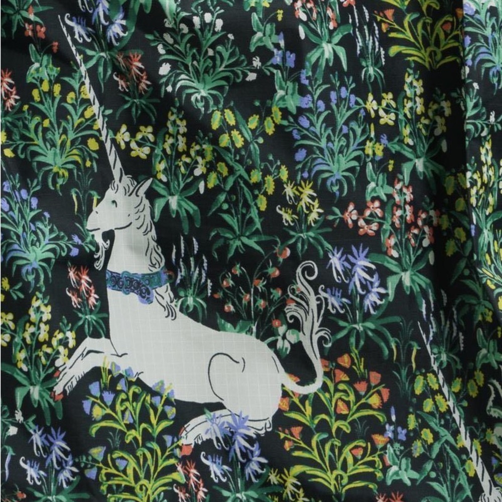 ISO BAGGU X THE MET UNICORN TAPESTRIES TOTE ***DO NOT BUY***